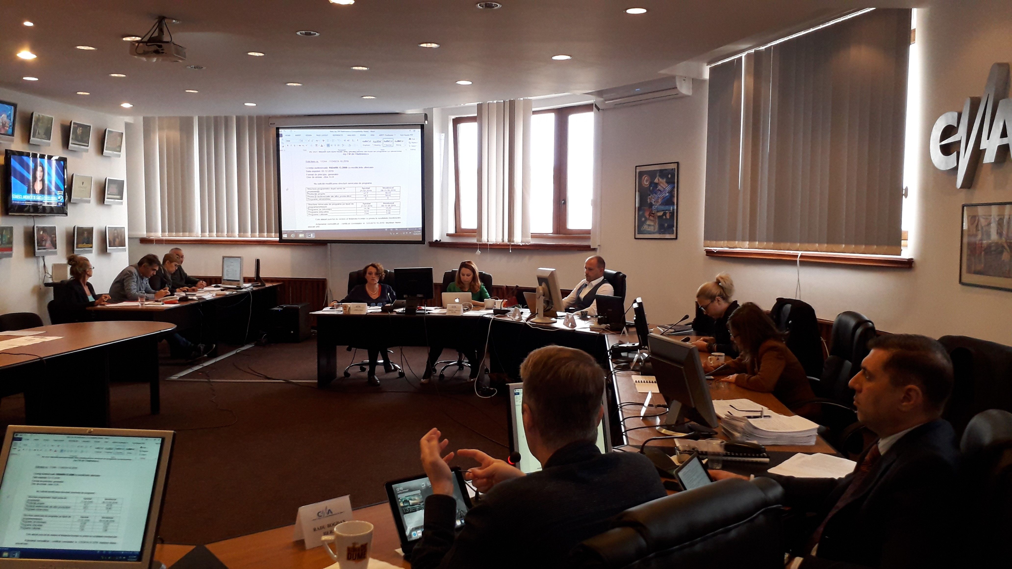 4_Poze_sedinta_CNA_din_29.10.jpg